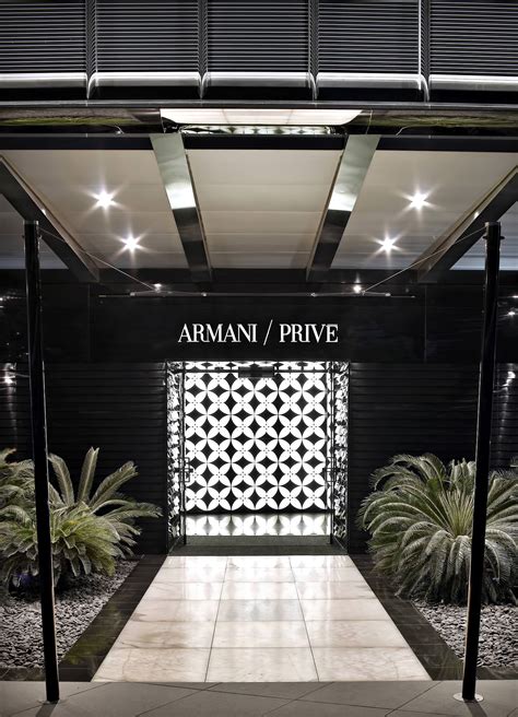armani club